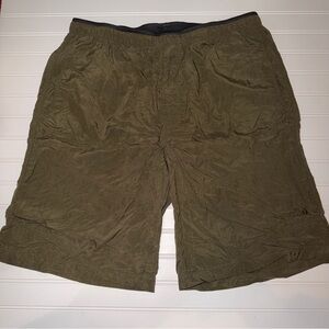 North Face lightweight hiking shorts XL